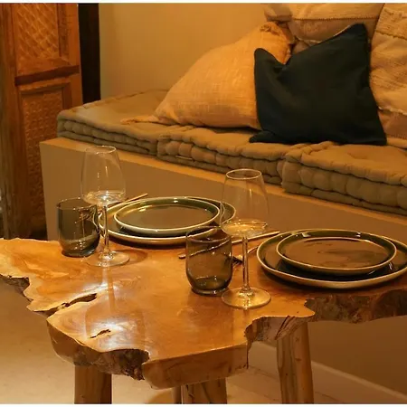 Parvati - Evasion Balinaise Et Prive - Neuf * نيم